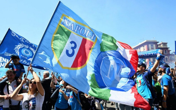 Νάπολι: Η τρίτη «εξέγερση» των πληβείων (βίντεο)