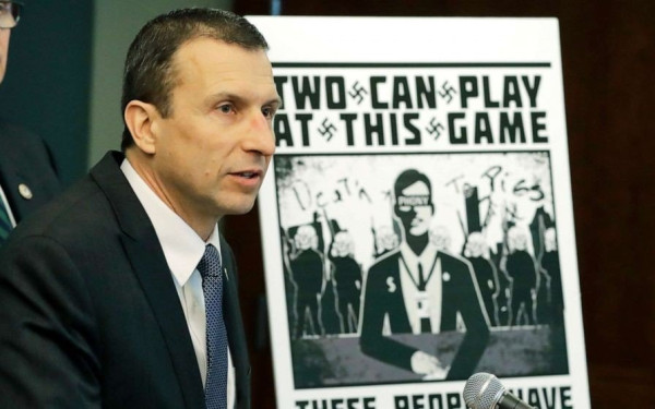 Γερμανία: Φυλάκιση τριών ετών και έξι μηνών σε νεοναζί που ήθελε να προκαλέσει «φυλετικό πόλεμο»