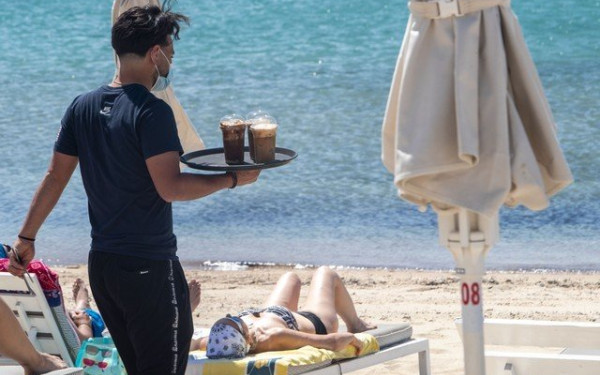 Επεκτάθηκε η Συλλογική Σύμβαση Εργασίας των εργαζομένων στον κλάδο επισιτισμού-τουρισμού