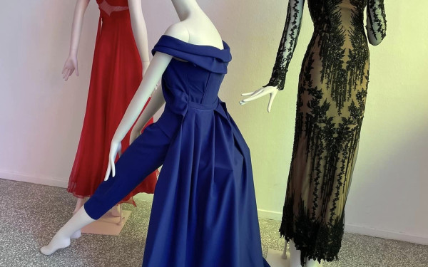 Tapis rouge: Άνοιξε η έκθεση Ελλήνων σχεδιαστών στο Λιμάνι Θεσσαλονίκης 