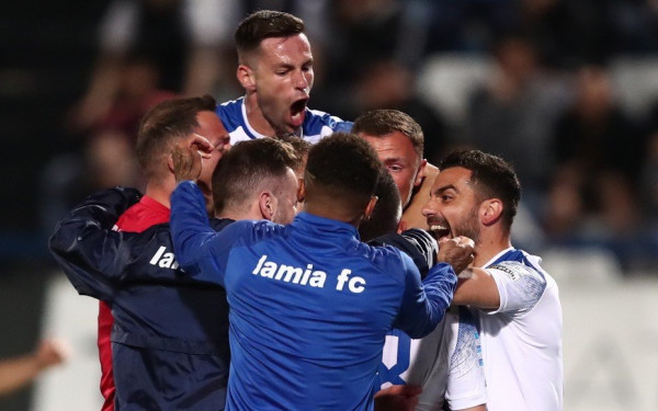 Πλέι άουτ Super League: Υποβιβάστηκε ο Ιωνικός, σώθηκε η Λαμία (βίντεο)