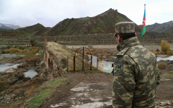 «Πόρτα» από τον Αζέρο πρόεδρο στον Αρμένιο πρωθυπουργό 