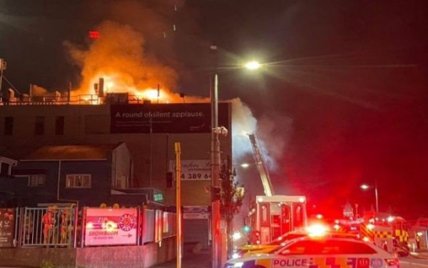 Τραγωδία στη Νέα Ζηλανδία: Τουλάχιστον έξι νεκροί από φωτιά σε ξενοδοχείο - Αρκετοί αγνοούμενοι (βίντεο)