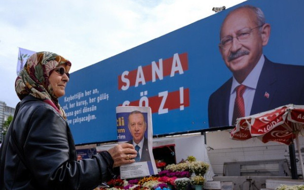 Τουρκικά παρατράγουδα ενισχύουν τον Kιλιτσντάρογλου