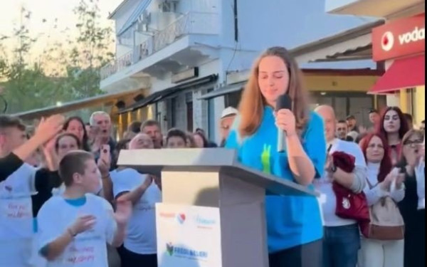 Η 19χρονη κόρη του Φρ. Μπελέρη βγαίνει μπροστά και λέει: «Νικήσαμε» (βίντεο)