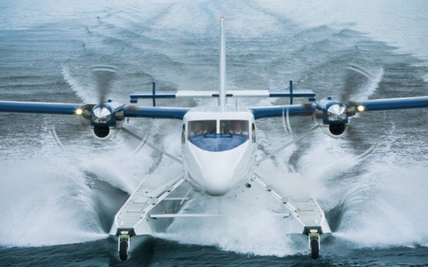 Δημιουργείται δίκτυο 30 υδατοδρομίων σε Δωδεκάνησα και Κυκλάδες