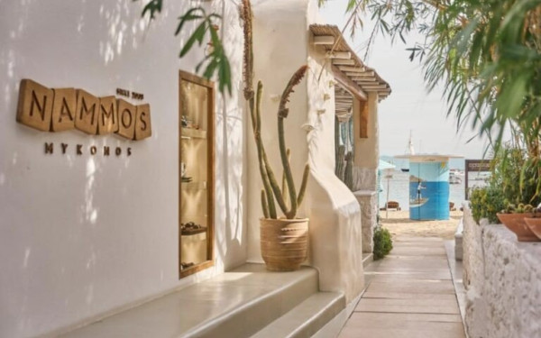 Μύκονος: Στα δικαστήρια προσφεύγει το Nammos μετά την εντολή αναστολής λειτουργίας (βίντεο)