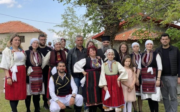 Φλώρινα: Γιορτές και πανηγύρια σήμερα στον Άγιο Νικόλαο Σκοπού (βίντεο & φωτ.) Φλώρινα: Γιορτές και πανηγύρια σήμερα στον Άγιο Νικόλαο Σκοπού (βίντεο & φωτ.)