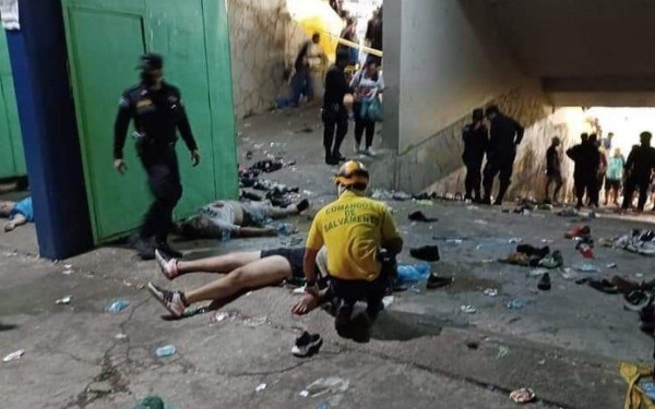 Τραγωδία στο Σαλβαδόρ: Έφτασαν τους 12 οι νεκροί σε ποδοσφαιρικό αγώνα - Ποδοπατήθηκαν οι θεατές (βίντεο)