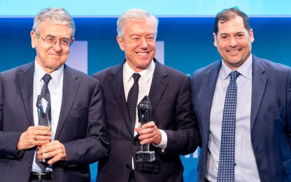 Διεθνής, τιμητική διάκριση για τους αδελφούς Ανδρεάδη των Sani/Ikos