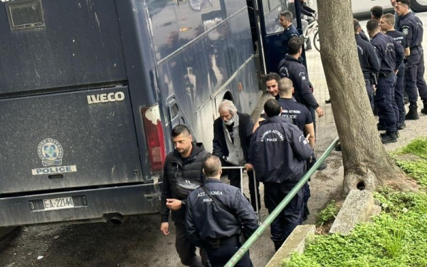 Θεσσαλονίκη: Απολογούνται τα μέλη του καρτέλ κοκαΐνης (βίντεο, φωτ.)