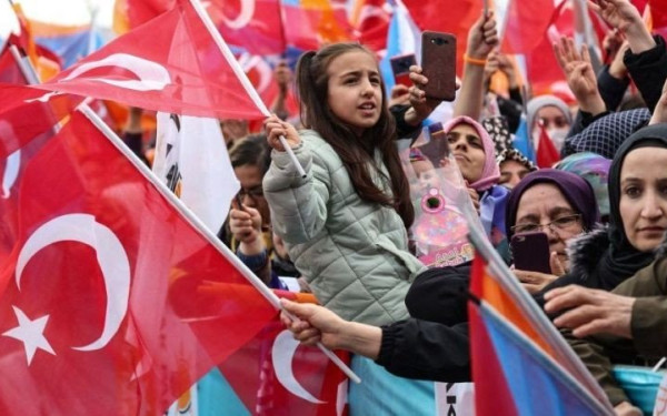 Εκλογές στην Τουρκία: Οι κερδισμένοι και οι χαμένοι της 20ετούς μονοκρατορίας του Ερντογάν	