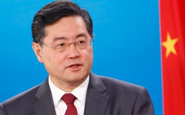 Ο επικεφαλής της κινεζικής διπλωματίας καλεί τους Ευρωπαίους «να απορρίψουν τη νοοτροπία του Ψυχρού Πολέμου»
