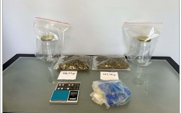 Θεσσαλονίκη: Συνέλαβαν πατέρα και γιο για διακίνηση ναρκωτικών