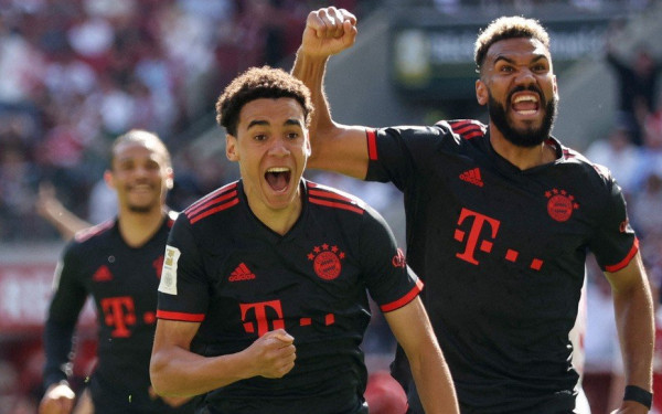 Γερμανία: Πρωταθλήτρια η Μπάγερν, αδιανόητη «αυτοχειρία» της Ντόρτμουντ (βίντεο)