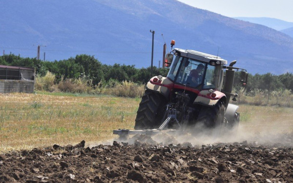 Λασίθι: Κατέληξε ο έφηβος που εγκλωβίστηκε στα μαχαίρια της φρέζας