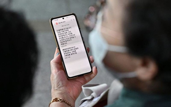 Πανικός στη Σεούλ: «Πολίτες, ετοιμαστείτε για εκκένωση.... Συγγνώμη, λάθος προειδοποίηση»