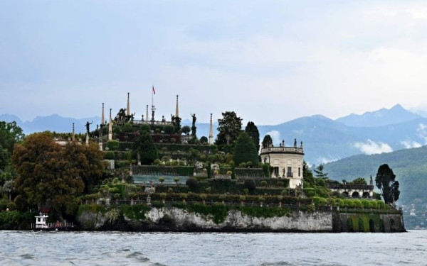 Ιταλία: Τέσσερις νεκροί από ναυάγιο τουριστικού σκάφους στη λίμνη Ματζόρε	