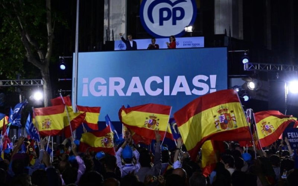 Ισπανία: Βαριά ήττα για τους Σοσιαλιστές του Σάντσεθ στις δημοτικές εκλογές - Θρίαμβος του Λαϊκού Κόμματος