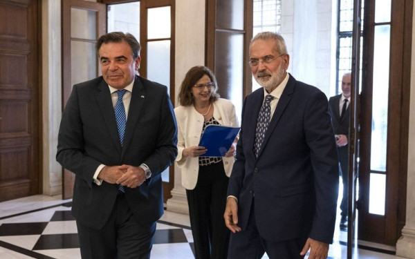 Συνάντηση Σαρμά-Σχοινά στο Μέγαρο Μαξίμου