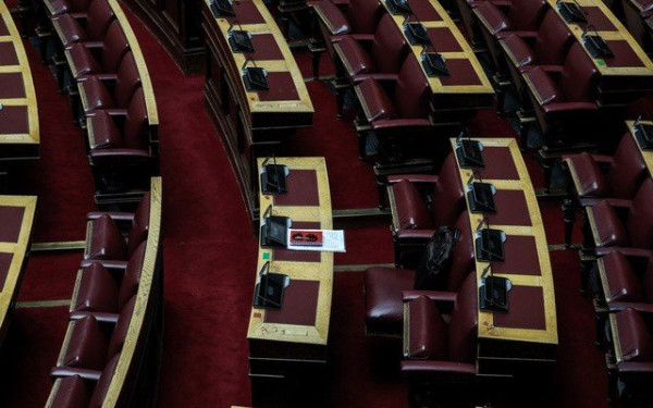 Βουλή - Επιτροπή Οδικής Ασφάλειας: Συγκλόνισαν οι τρεις προσωπικές αφηγήσεις θυμάτων τροχαίου