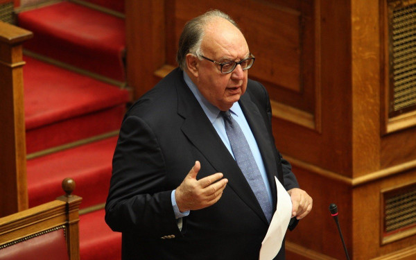 Θεόδωρος Πάγκαλος: Στο αποτεφρωτήριο Ριτσώνας το τελευταίο αντίο (φωτ.)