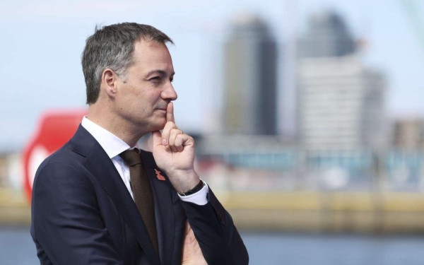 Αγρότες πήγαν στο σπίτι του Βέλγου πρωθυπουργού με τα τρακτέρ τους