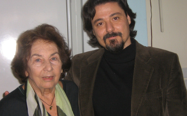 Τώρα εμπλέκουν και μαθητές στην επιχειρούμενη δίωξη σε βάρος εκπαιδευτικού της Θεσσαλονίκης αποσπασμένου στη Γερμανία