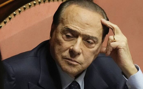 Ιταλία: Στη δημοσιότητα η διαθήκη του Σίλβιο Μπερλουσκόνι - Σε ποιον «άφησε» την πλειοψηφία της εταιρίας του