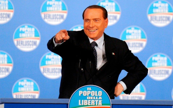 Άνοιξε σήμερα η διαθήκη του Μπερλουσκόνι - Ποιοι θα μοιραστούν την περιουσία των 4 δισ. ευρώ;