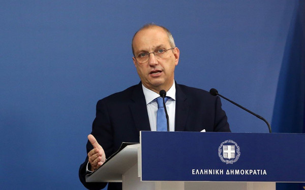 Οικονόμου: Επιμένουμε στην αντιμετώπιση της νεανικής παραβατικότητας 