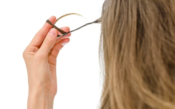 Σύνδρομο Ραπουνζέλ: Μία διαταραχή διόλου παραμυθένια - Τι είναι και πώς απειλεί την υγεία