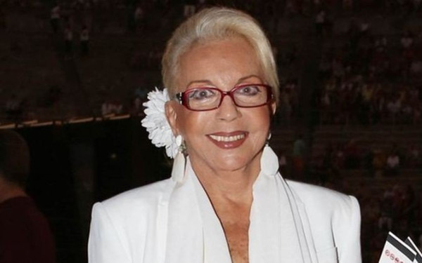 Νόνικα Γαληνέα: Σήμερα το «τελευταίο αντίο» στη μεγάλη κυρία του θεάτρου - Η επιθυμία της οικογένειας