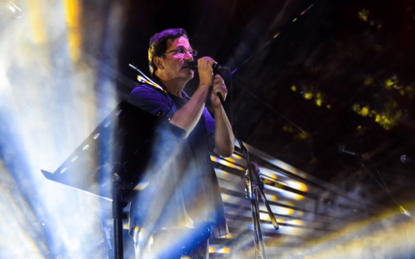 Ο «Πεχλιβάνης» κατέβηκε σαν άρχοντας στο θέατρο Γης (βίντεο, φωτ.)