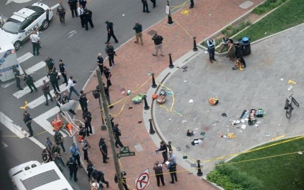 ΗΠΑ: Τρόμος σε γιορτή αποφοίτησης μαθητών λυκείου στη Βιρτζίνια - Δυο νεκροί από πυρά (βίντεο)