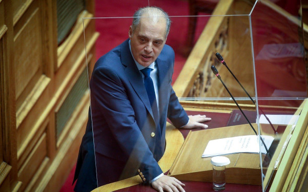 Βελόπουλος: Τι μπορεί να κερδίσει η Ελλάδα δίνοντας άλλες 20 βάσεις στους Αμερικανούς;