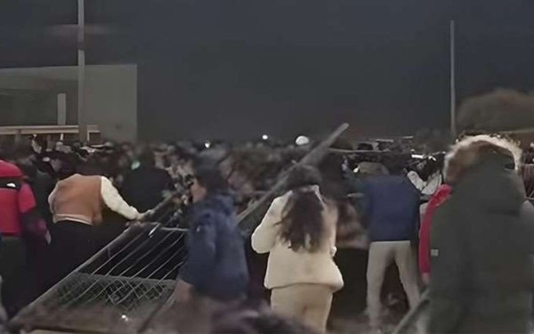 Τραγωδία στη Βολιβία: Μία έφηβη νεκρή από ποδοπάτημα σε συναυλία (βίντεο)