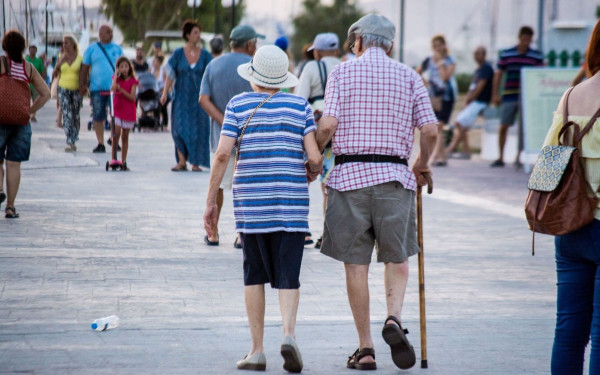 Πώς διατηρούμε γερά κόκαλα και μύες μετά τα 60