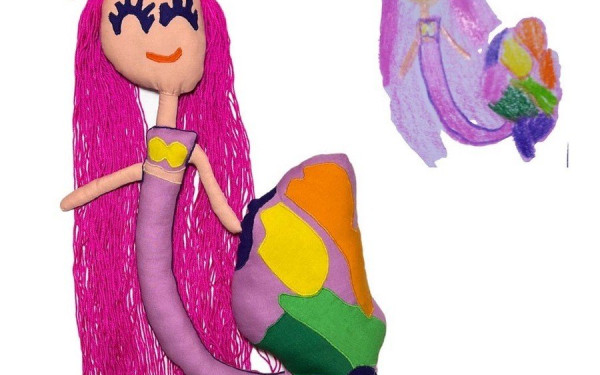 Θεσσαλονίκη: Ζωγραφιές παιδιών «ζωντανεύουν» και γίνονται λούτρινες κούκλες (φωτ.)