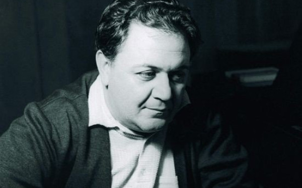 Χαλκιδική: Απόψε το αφιέρωμα στον Μάνο Χατζηδάκι από την Δημοτική Χορωδία