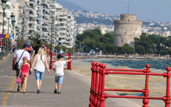 Γιατί το 2023 η Ελλάδα πέτυχε ρεκόρ μεγεθών στον τουρισμό - Το στοίχημα του 2024