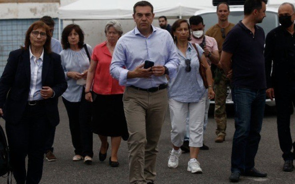 Αλ. Τσίπρας: Υποκρισία να μετράμε εκατοντάδες νεκρούς και κάποιοι να συζητάνε μόνο για χρήματα στις χώρες υποδοχής Αλ. Τσίπρας: Υποκρισία να μετράμε εκατοντάδες νεκρούς και κάποιοι να συζητάνε μόνο για χρήματα στις χώρες υποδοχής