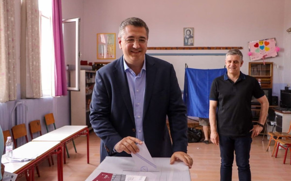 Στη Βραχιά ψήφισε ο Απόστολος Τζιτζικώστας - «Σήμερα είναι σημαντική μέρα για την Ελλάδα»