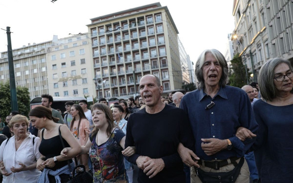 Γ. Βαρουφάκης: Δεν είναι δυνατόν και να υποστηρίζεις φράχτη και να θρηνείς σήμερα