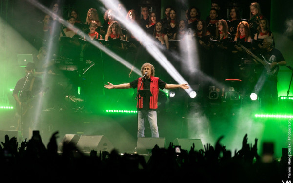 Θεσσαλονίκη: Με δύο συναυλίες θα γιορτάσει τα 50 χρόνια του ο Βασίλης Παπακωνσταντίνου 