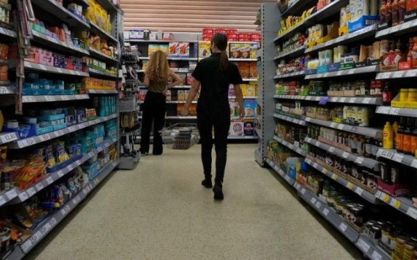 «Φωτιά» οι τιμές στα τρόφιμα - Νέες ανατιμήσεις της τάξης του 16,4%