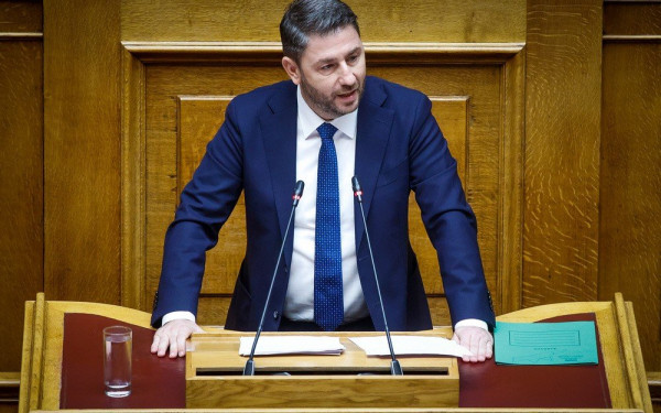 Ν. Ανδρουλάκης: Χαρακτηρίζετε συλλήβδην φοροφυγάδες τους ελεύθερους επαγγελματίες