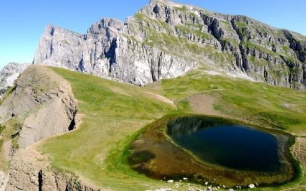 Δρακόλιμνη Τύμφης: Μικροπλαστικά στα 2.050 μέτρα!