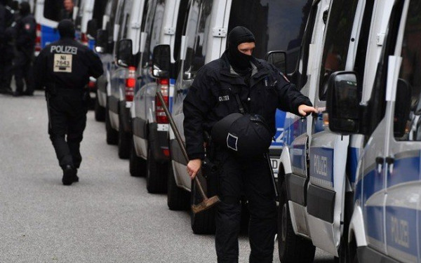 Έφοδος στην Αρχιεπισκοπή της Κολωνίας, για την υπόθεση κακοποίησης ανηλίκων από ιερείς