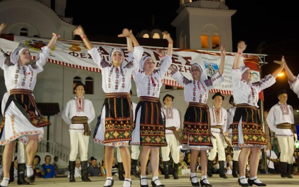 Κατερίνη: Οι πολιτισμοί έξι χωρών συναντιούνται 8o Διεθνές Φεστιβάλ Παράδοσης 
